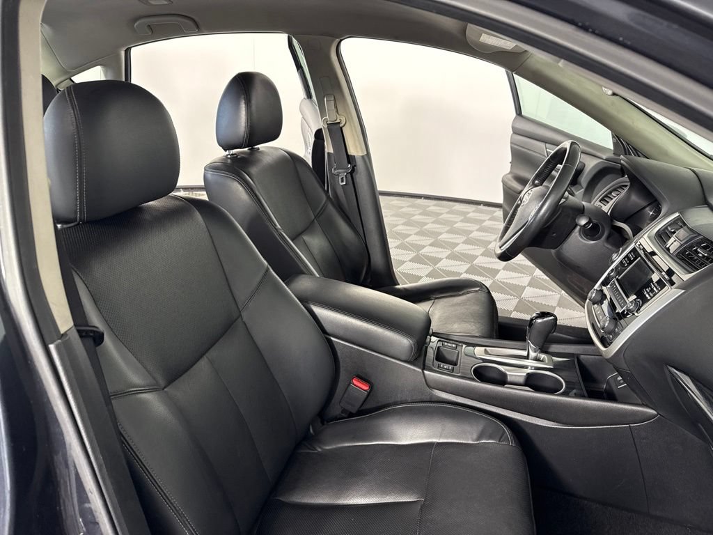 Used 2018 Nissan Altima 2.5 SL FWD image 34