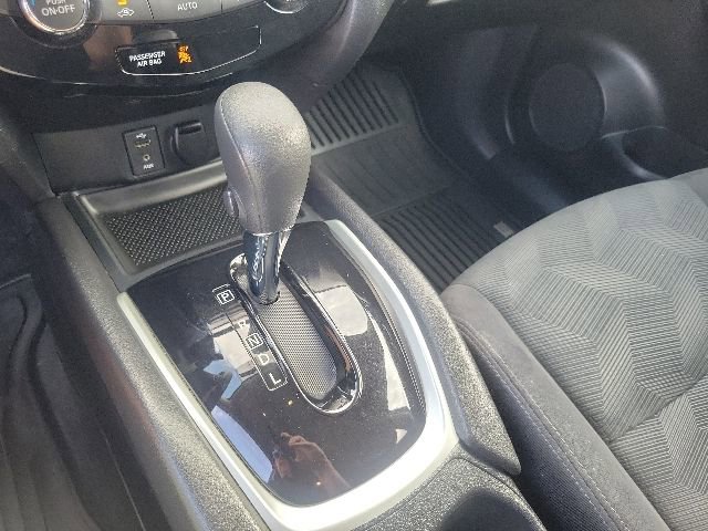 Used 2014 Nissan Rogue SV AWD/4WD image 19