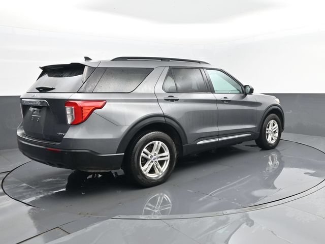 Used 2023 Ford Explorer XLT AWD/4WD image 23