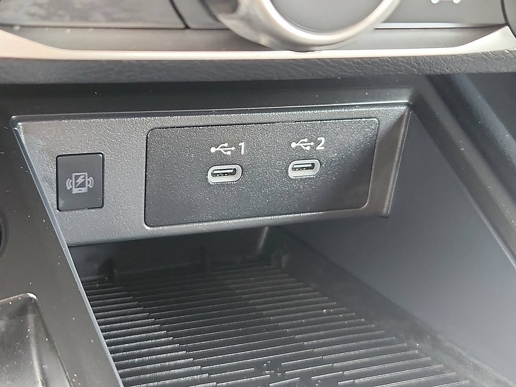 Certified 2025 Nissan Kicks SV AWD/4WD image 24