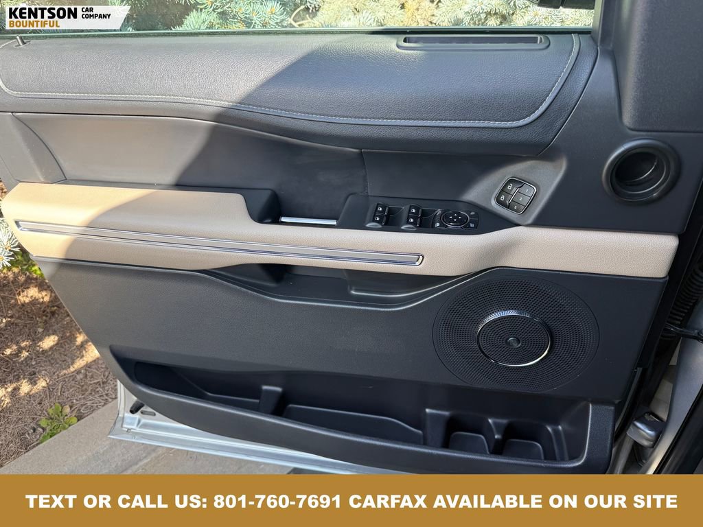 Used 2024 Ford Expedition Limited image 22