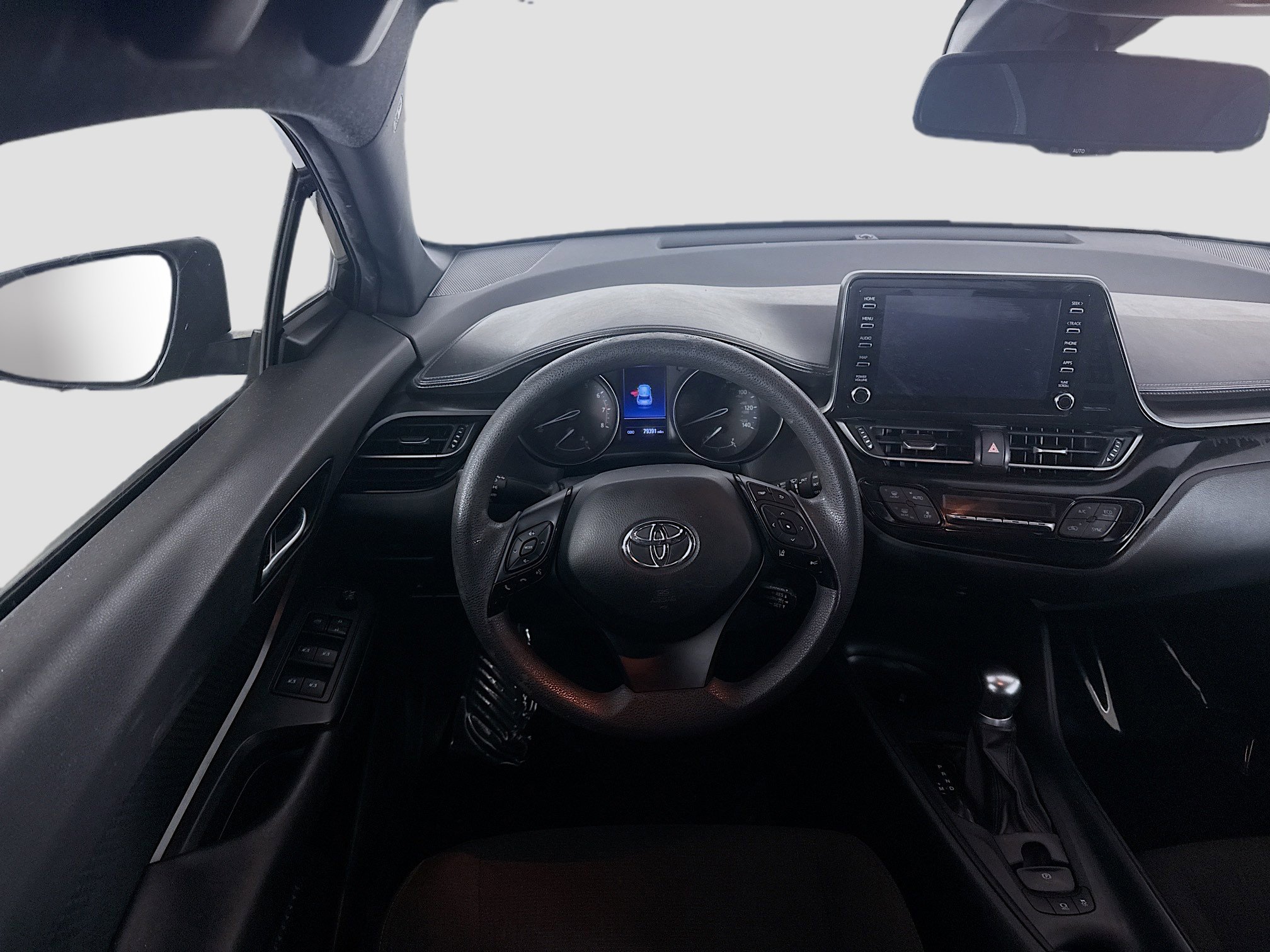 Used 2019 Toyota C-HR LE image 17