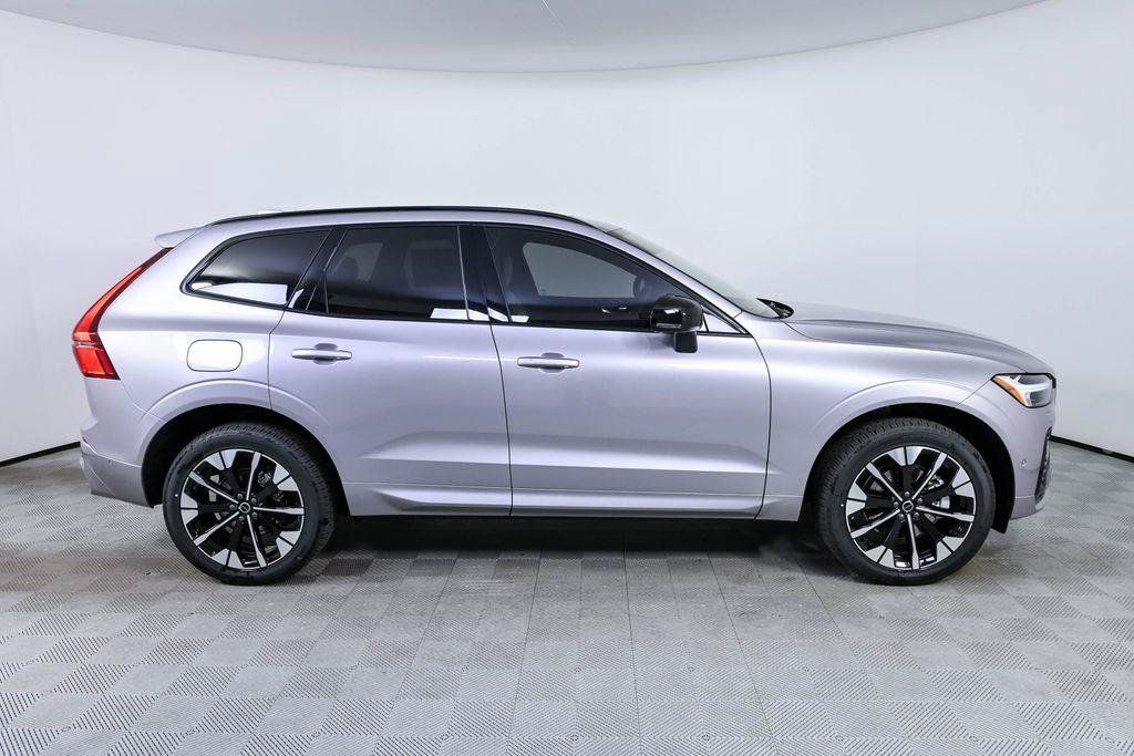New 2026 Volvo XC60 B5 Plus w/ Protection Package Premier AWD/4WD image 26