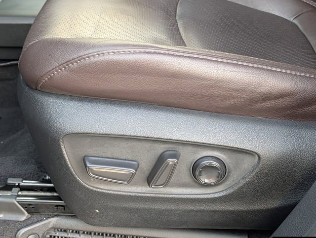 Used 2023 Toyota Sienna Platinum image 25