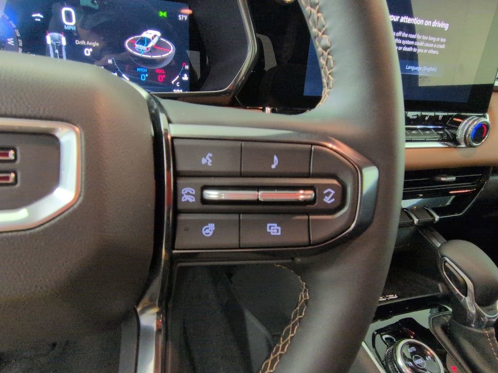 New 2026 GMC Canyon AT4 w/ Technology Plus Package AWD/4WD image 18