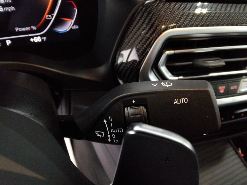 Used 2023 BMW X4 M40i image 14