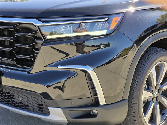 Used 2024 Honda Pilot Elite image 6