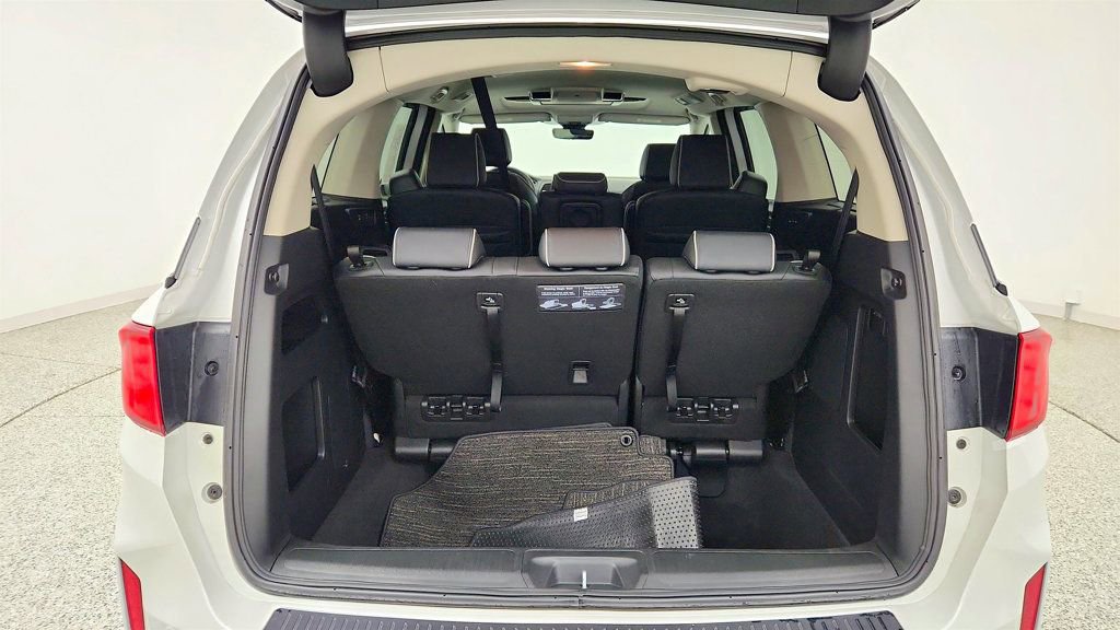 Used 2026 Honda Odyssey Elite image 24