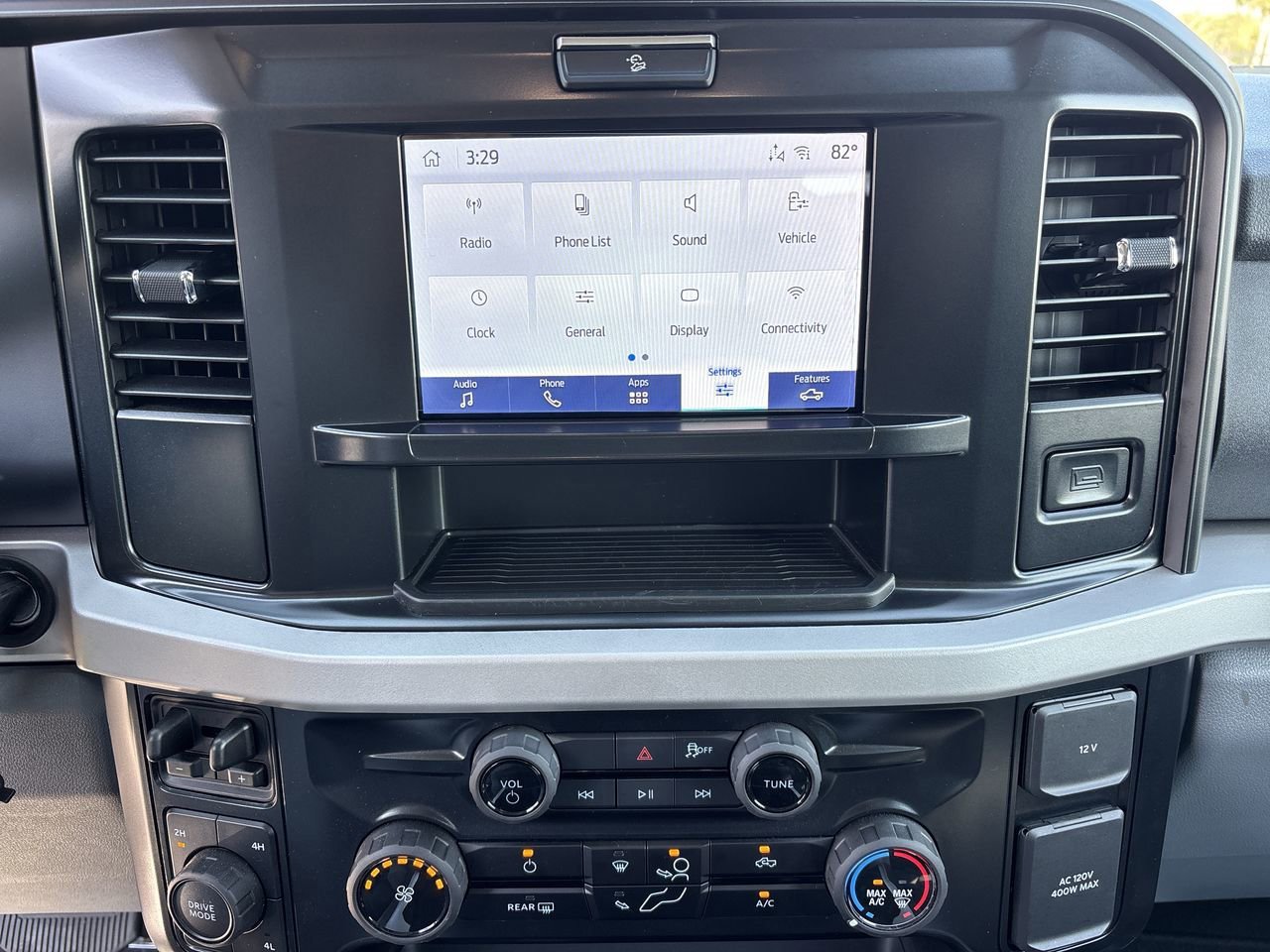 Certified 2025 Ford F350 XLT w/ FX4 Off-Road Package image 19