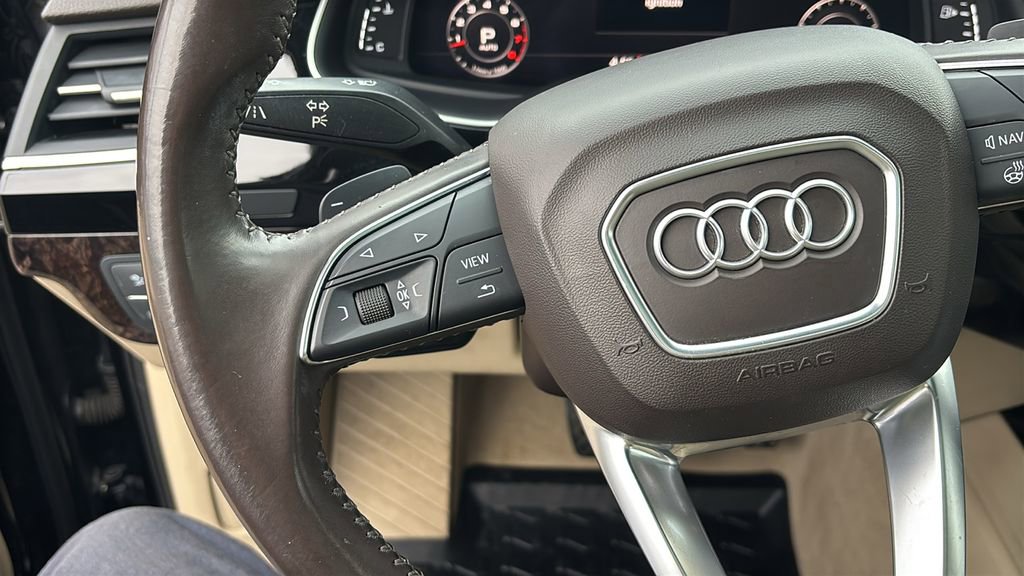 Used 2018 Audi Q7 3.0T Premium Plus w/ Premium Plus Package image 17