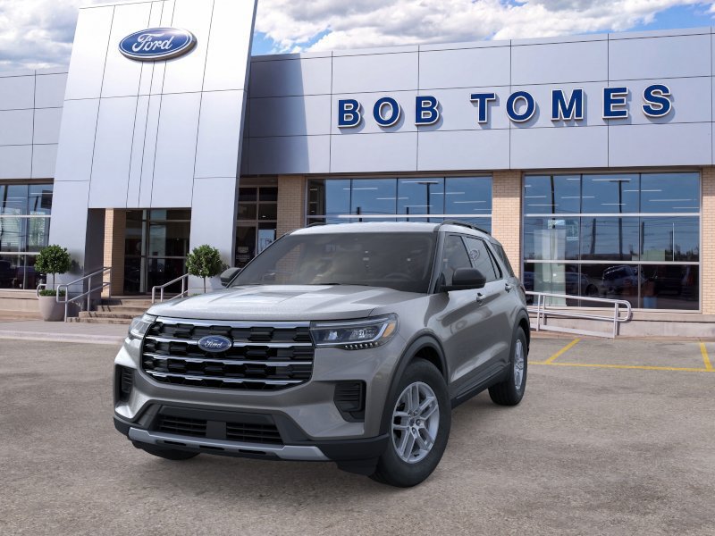 New 2026 Ford Explorer Active RWD image 2