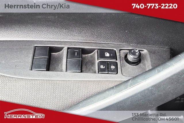 Used 2022 Toyota Corolla LE image 16