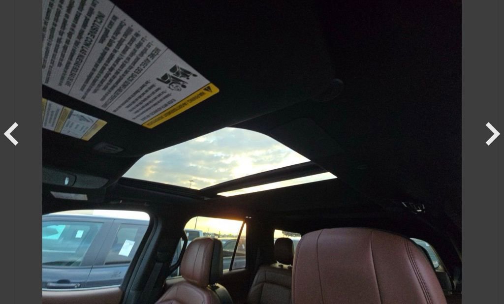 Used 2025 Lincoln Navigator Reserve AWD/4WD image 11