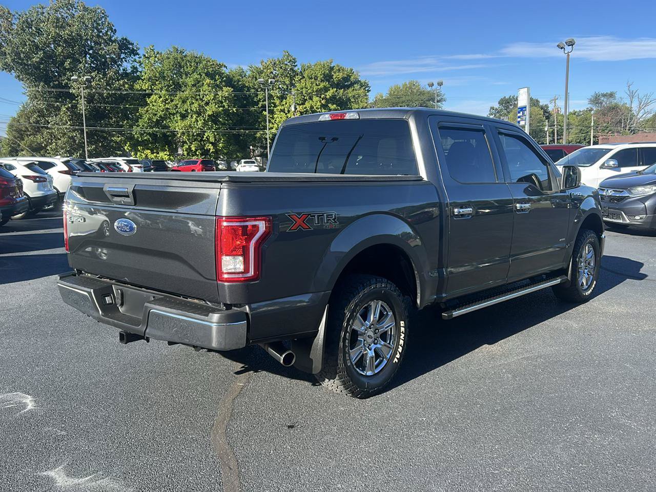 Used 2016 Ford F150 XLT w/ Equipment Group 301A Mid AWD/4WD image 5