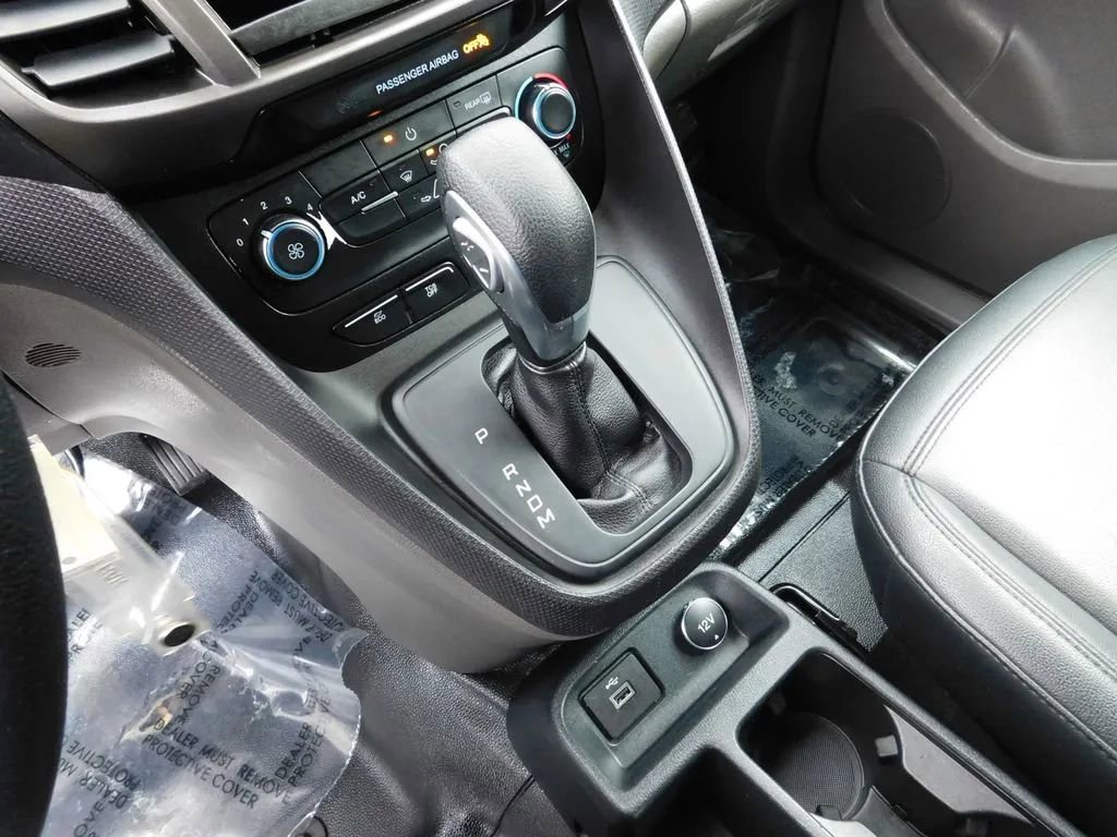 Used 2019 Ford Transit Connect XL image 19