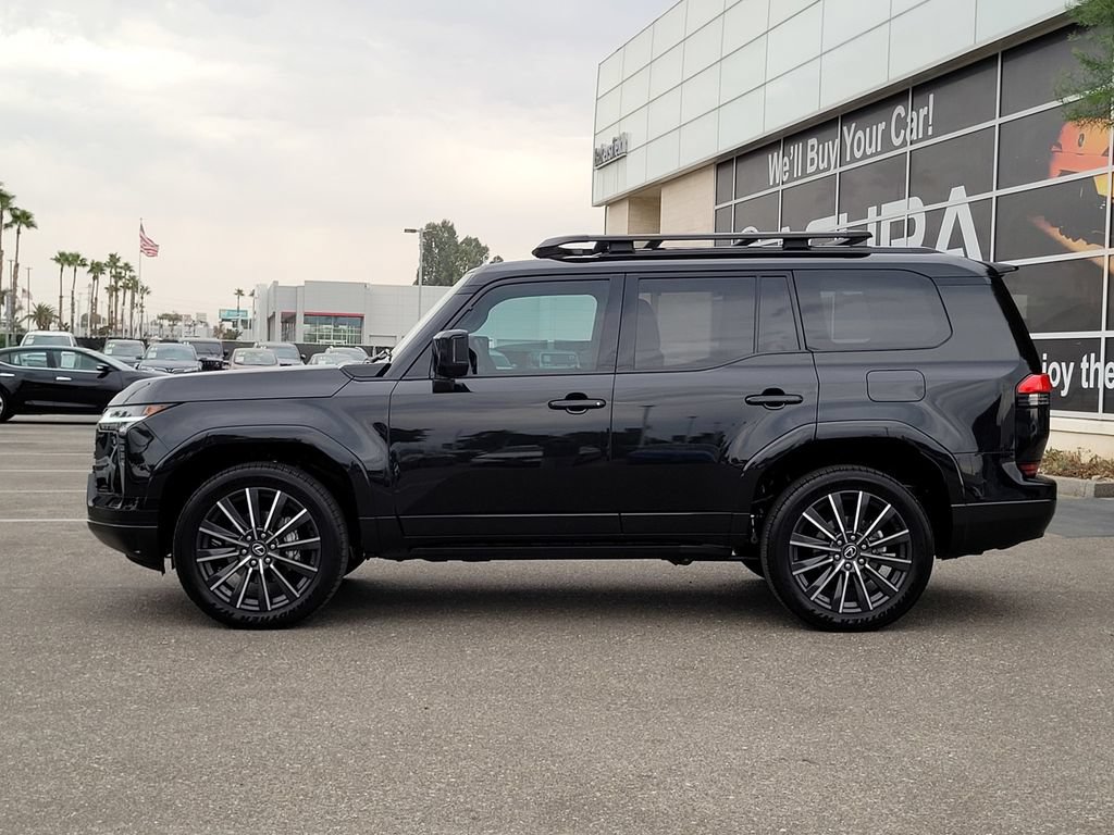 Used 2026 Lexus GX 550 w/ Accessory Package (31) AWD/4WD image 9