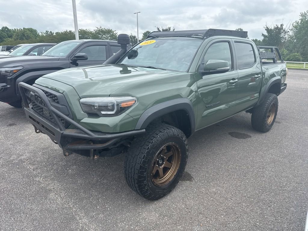 Used 2021 Toyota Tacoma TRD Off-Road w/ Technology Package AWD/4WD image 1