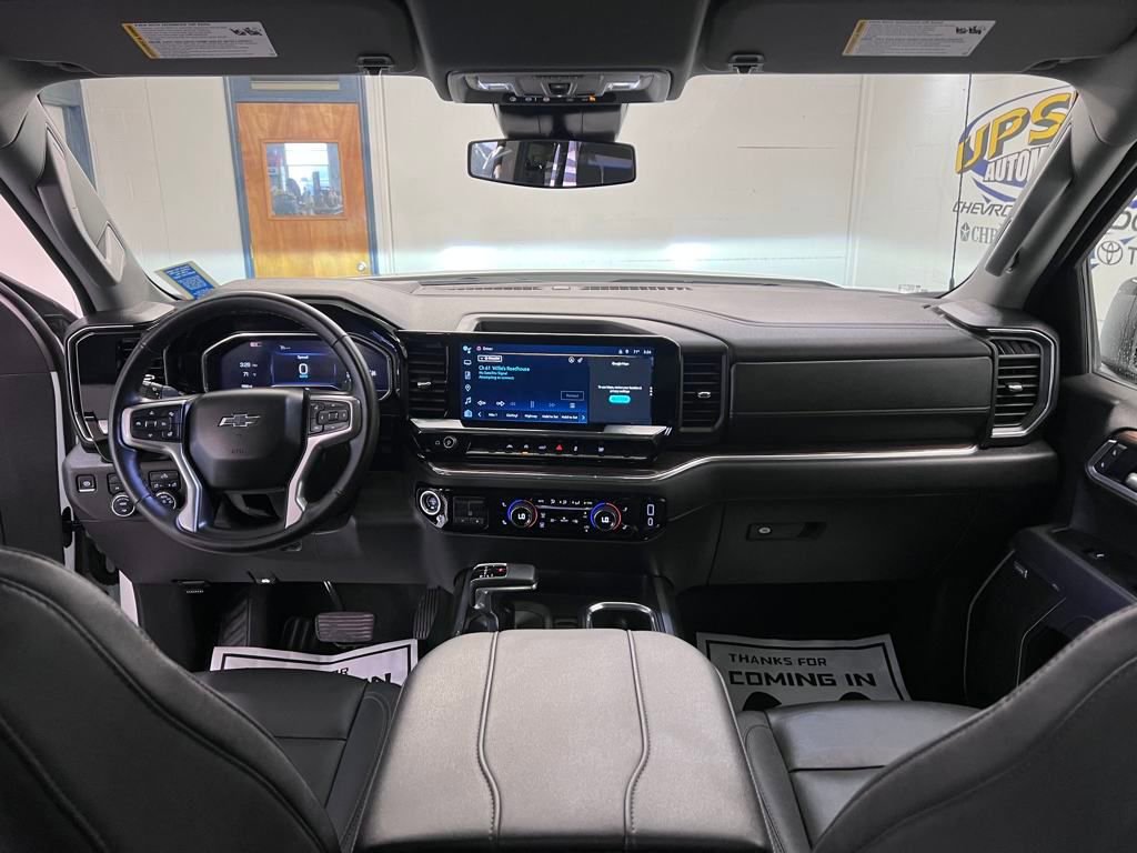 Used 2025 Chevrolet Silverado 1500 RST image 17