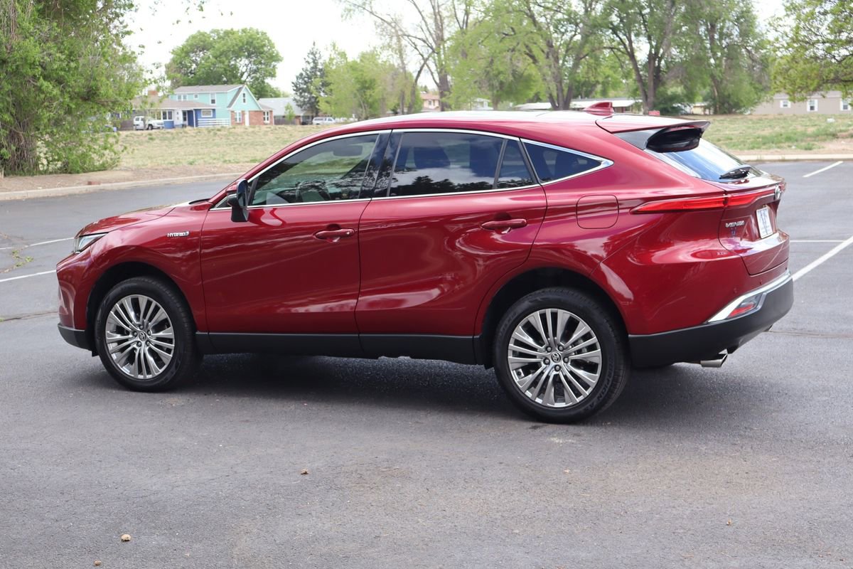 Used 2021 Toyota Venza Limited w/ Advanced Technology Package AWD/4WD image 8