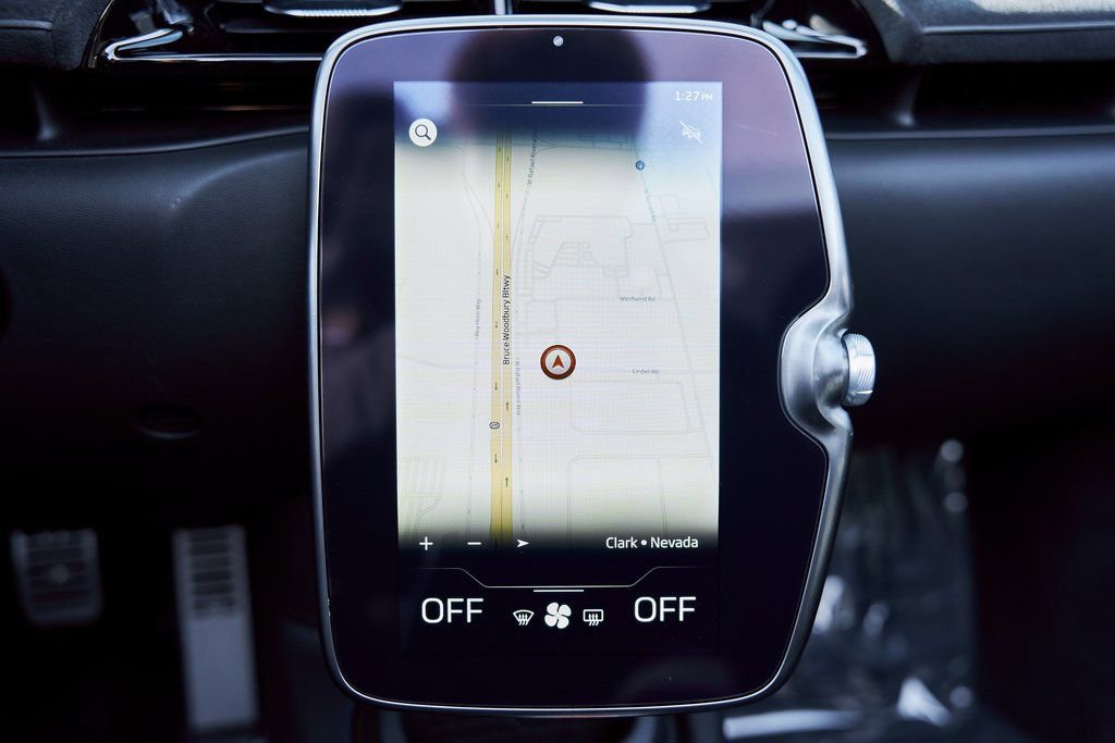 Used 2025 McLaren Artura Spider RWD image 73