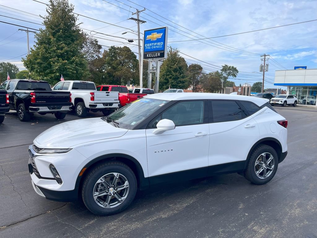 Certified 2023 Chevrolet Blazer LT w/ Driver Confidence Package image 3