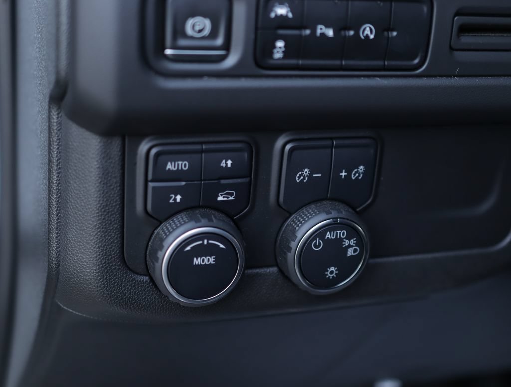 Certified 2023 Chevrolet Tahoe RST AWD/4WD image 11