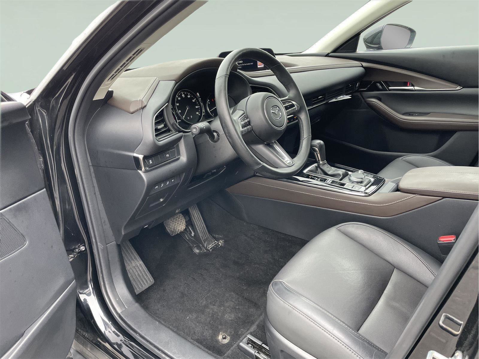 Used 2023 MAZDA CX-30 2.5 Turbo w/ Premium Package image 13