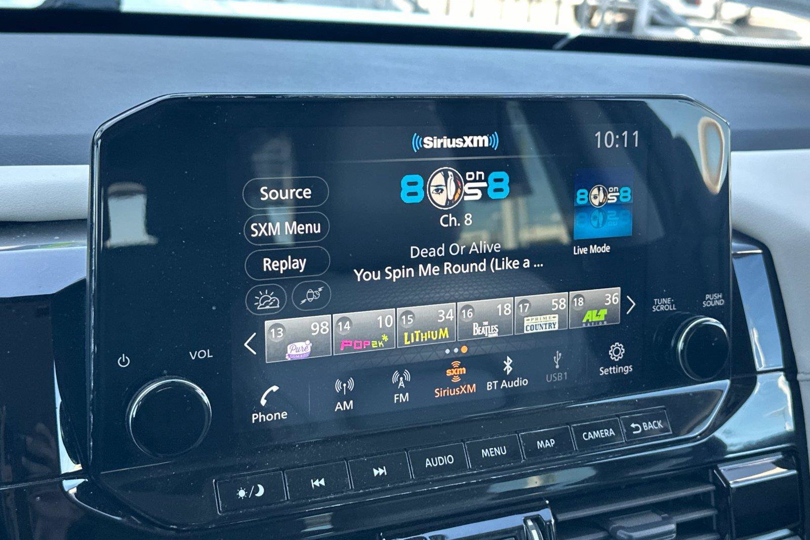 Used 2022 Nissan Pathfinder SL AWD/4WD image 18
