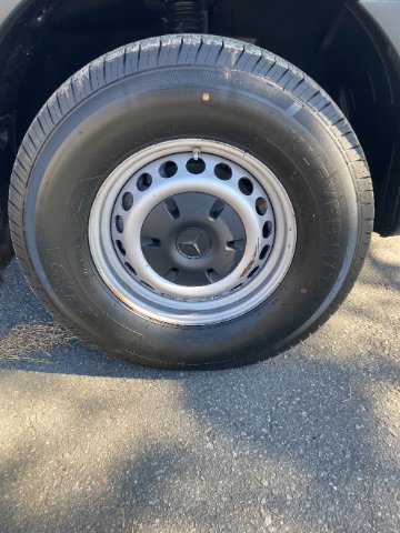 Used 2019 Mercedes-Benz Sprinter 144 image 23