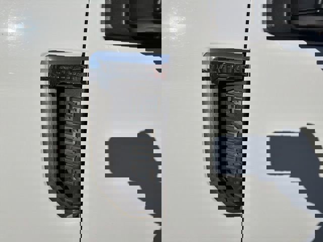 Used 2017 Ford F350 Lariat image 21