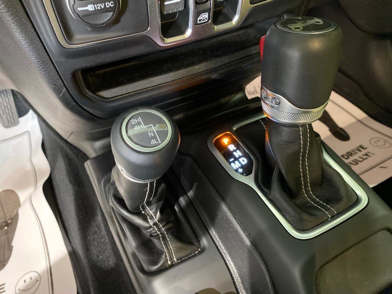 Used 2019 Jeep Wrangler Unlimited Sahara image 17
