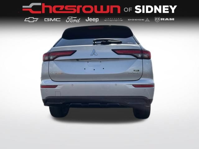 Used 2025 Mitsubishi Outlander 4WD Plug-In Hybrid image 14