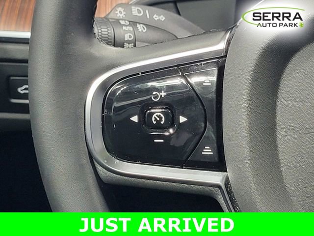 Used 2024 Volvo XC60 B5 Ultimate AWD/4WD image 26