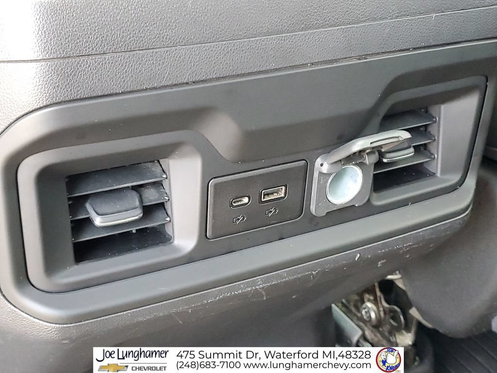 Used 2022 Chevrolet Silverado 1500 LT Trail Boss w/ LT Trail Boss Premium Package AWD/4WD image 23