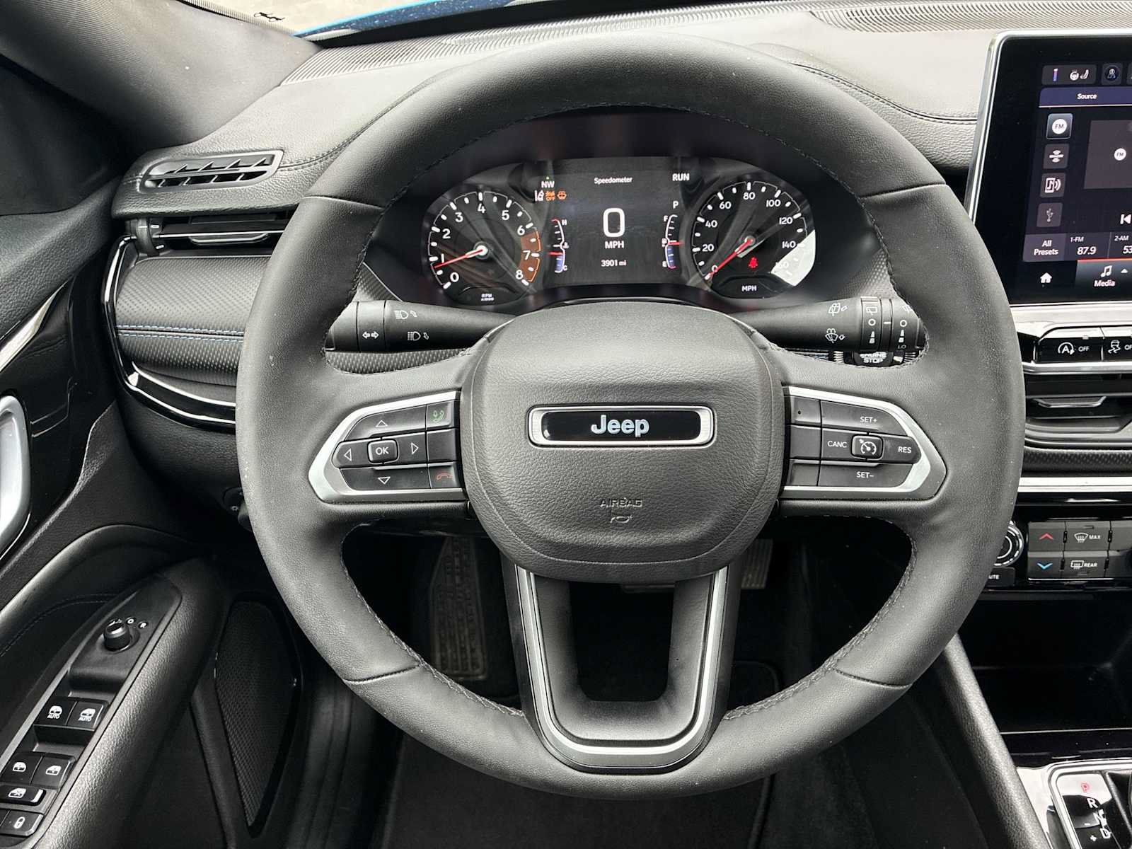 New 2026 Jeep Compass Latitude AWD/4WD image 11