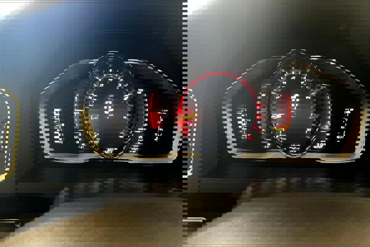 Used 2018 Volvo S60 T5 Inscription image 20