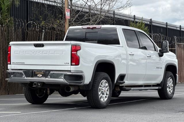 Used 2024 Chevrolet Silverado 2500 LTZ w/ LTZ Convenience Package image 4