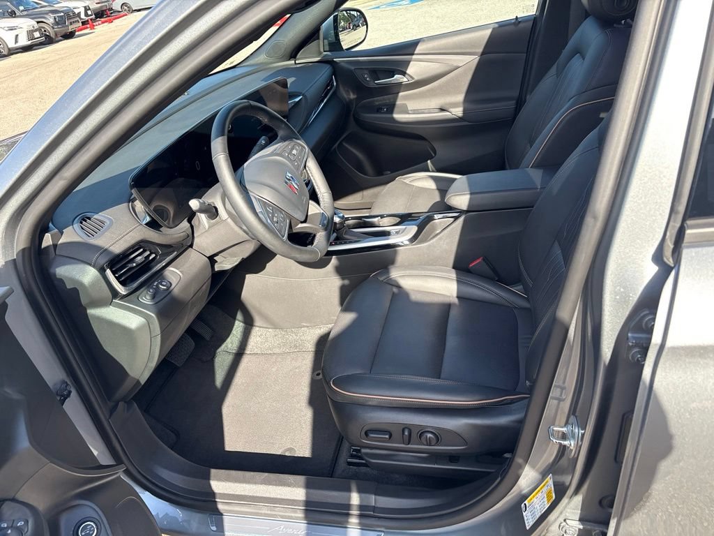 Used 2024 Buick Envista Avenir FWD image 17