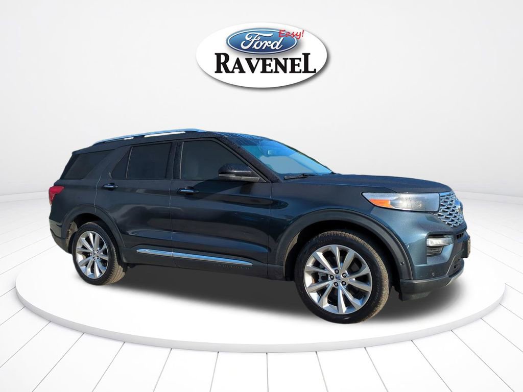 Used 2022 Ford Explorer Platinum w/ Equipment Group 601A AWD/4WD image 2