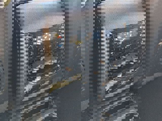 Used 2022 Jeep Grand Cherokee L Limited image 25