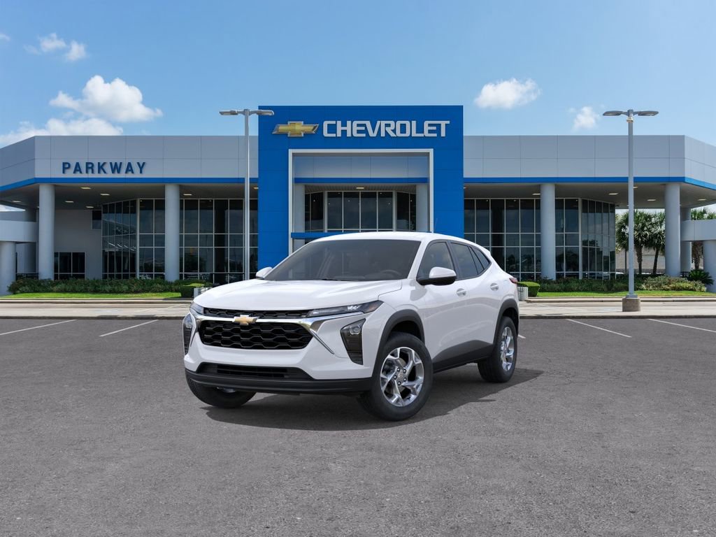 New 2026 Chevrolet Trax LS w/ LS Convenience Package FWD image 8