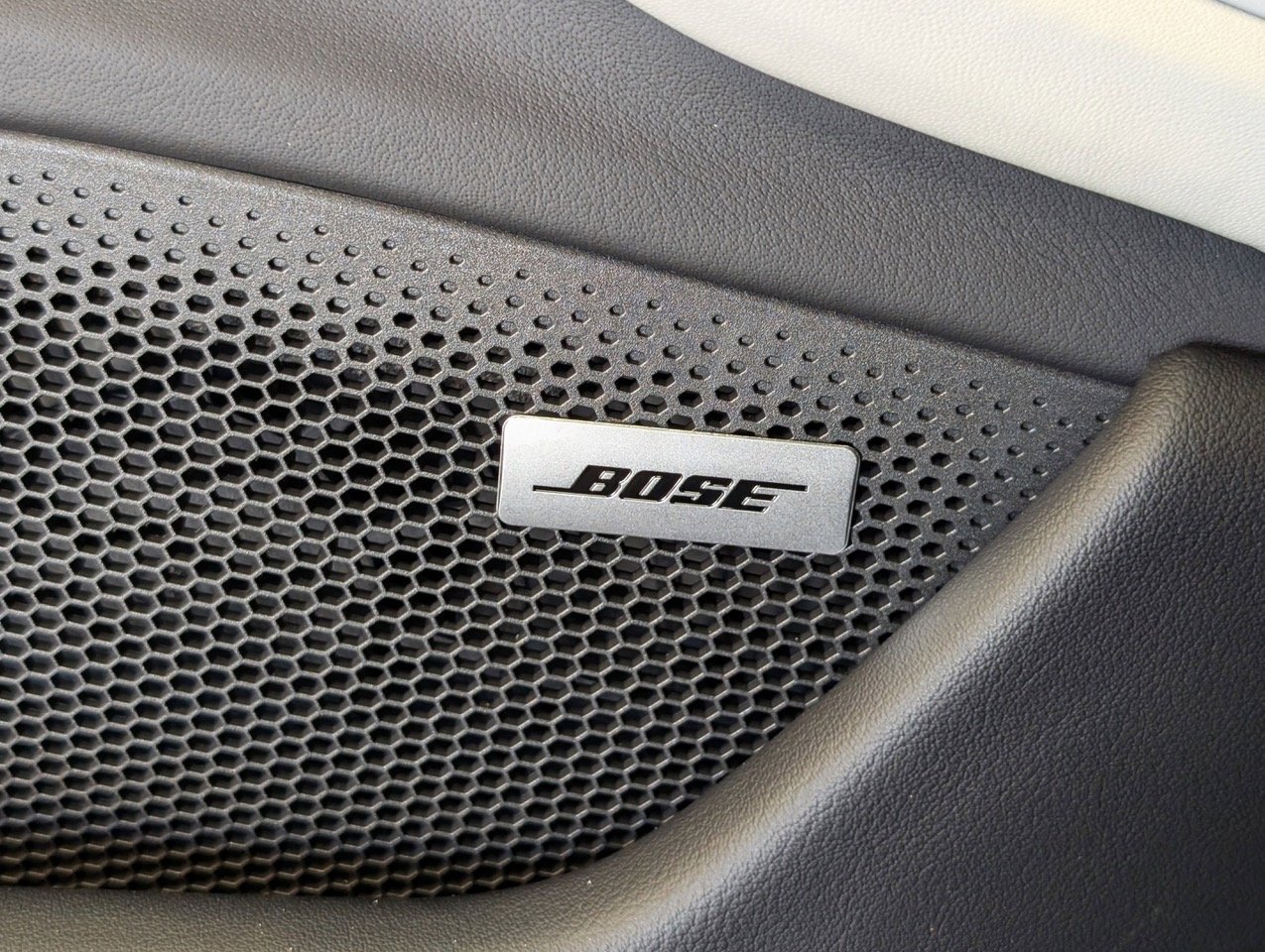 New 2024 Porsche Taycan image 23