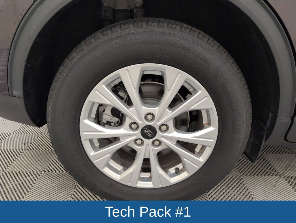 Used 2023 Ford Escape Active w/ Tech Pack #1 FWD image 17