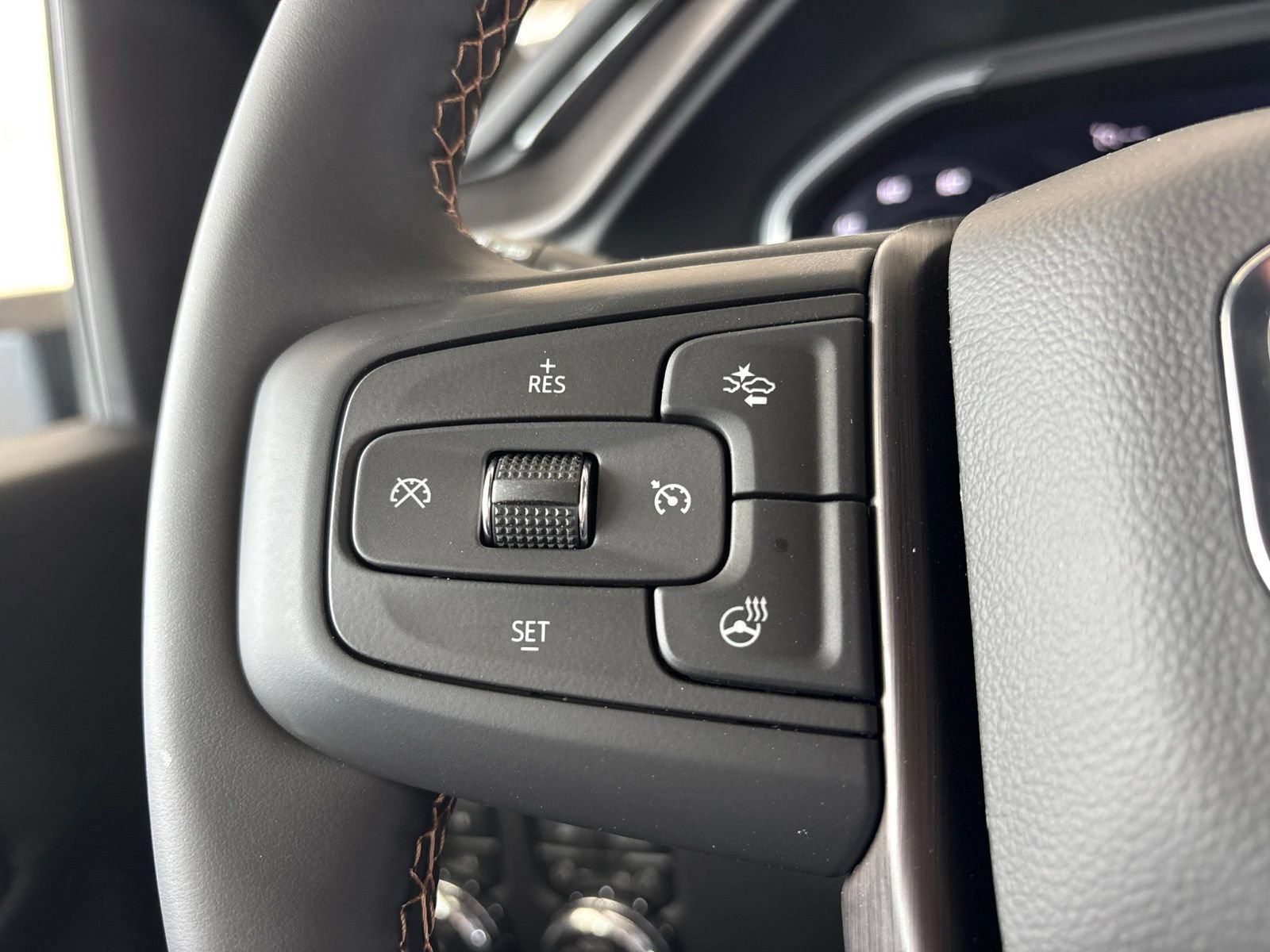 New 2026 GMC Sierra 2500 AT4 w/ AT4 Premium Plus Package AWD/4WD image 30