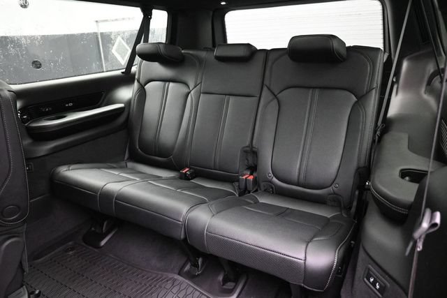 New 2026 Jeep Grand Wagoneer L Summit AWD/4WD image 28