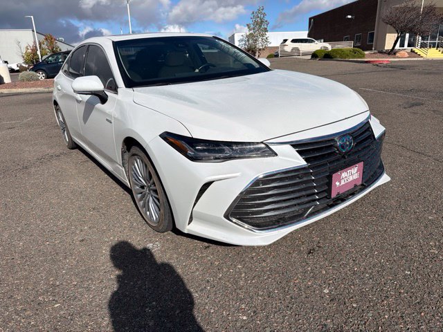 Used 2020 Toyota Avalon Limited w/ Advanced Safety Package FWD image 3