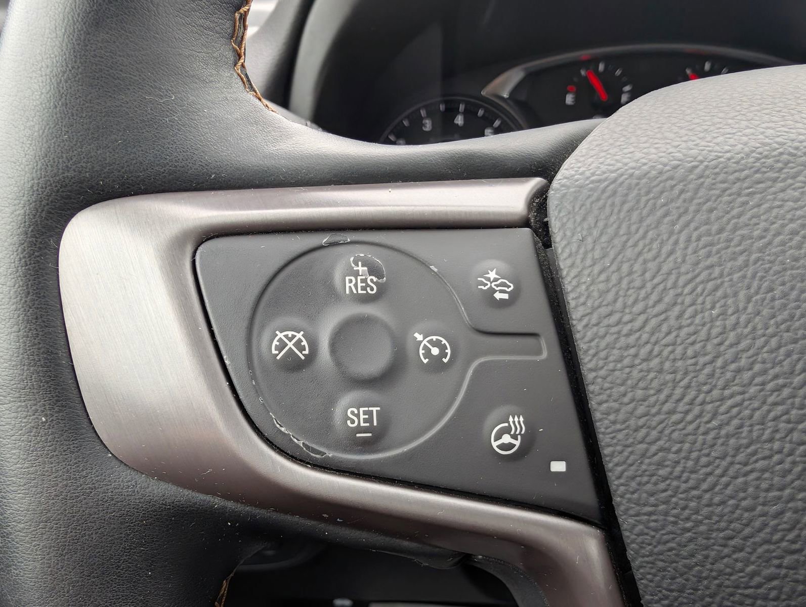 Used 2023 GMC Terrain AT4 image 16