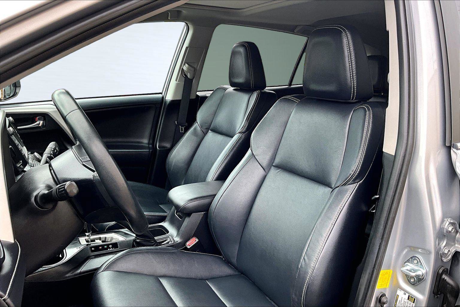 Used 2017 Toyota RAV4 Limited w/ Advanced Technology Package image 25