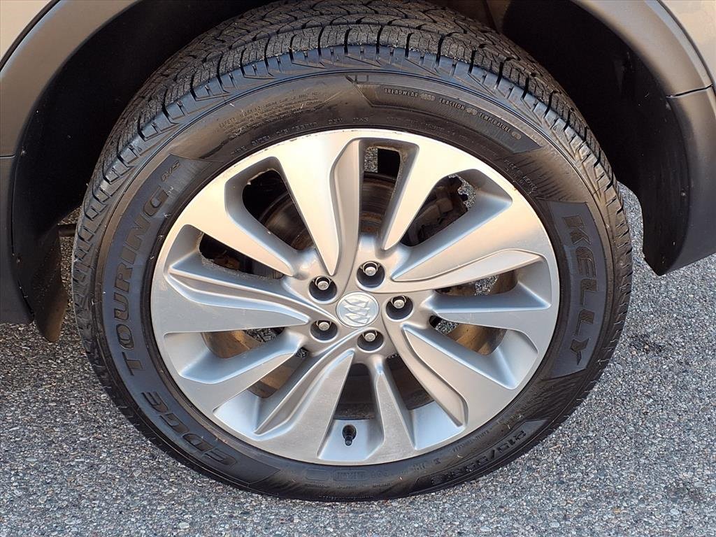 Used 2020 Buick Encore Preferred image 9