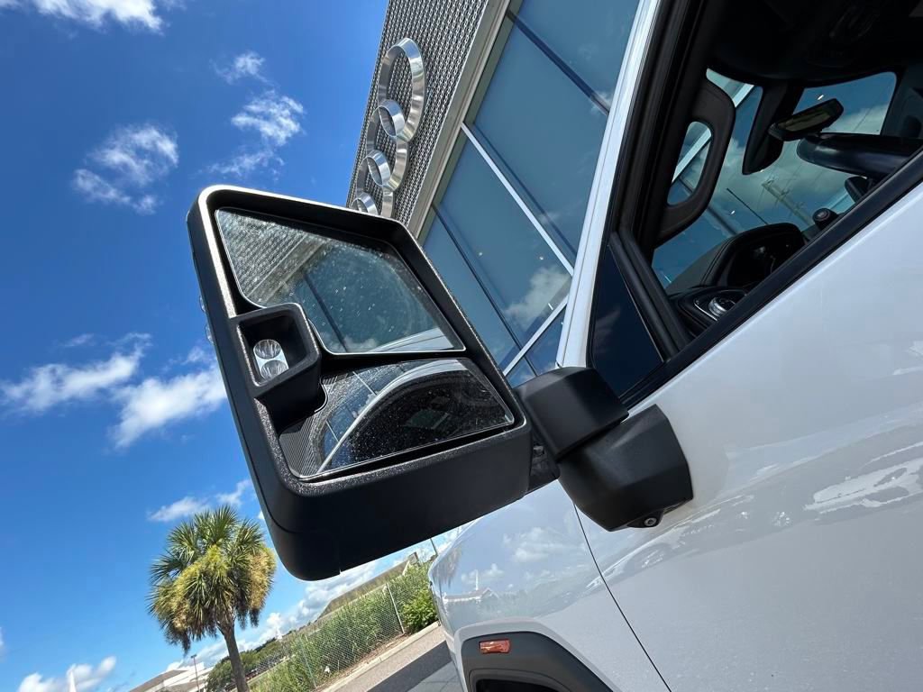 Used 2020 GMC Sierra 2500 AT4 w/ AT4 Premium Package image 29